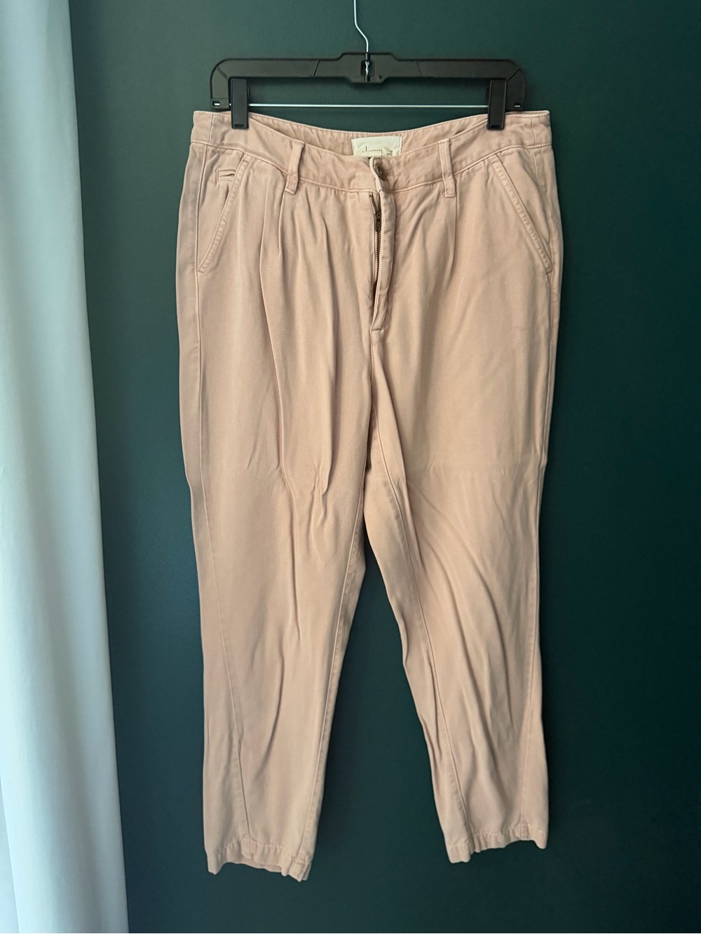 By Anthropologie Pleated Tapered Pants, Dusty Rose, Size 30